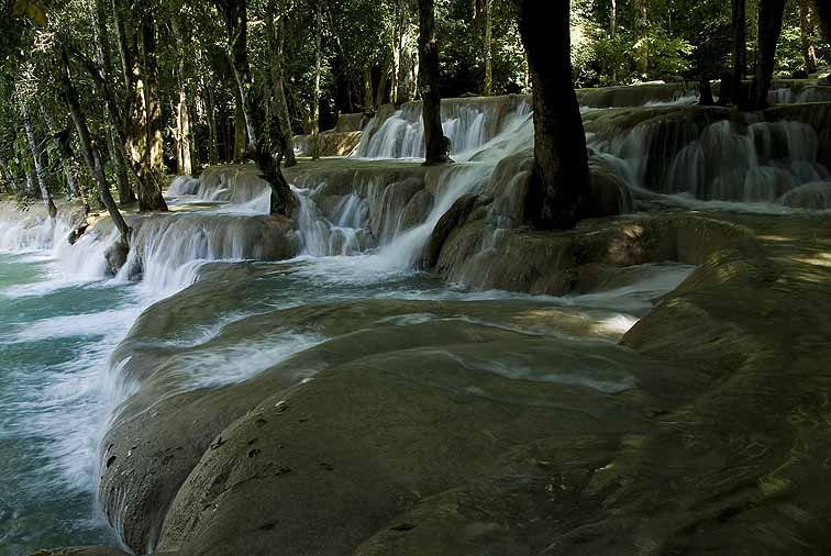 11_11_09_Laos_4009_i.jpg