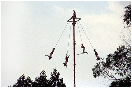 Mex-13.jpg - Voladores