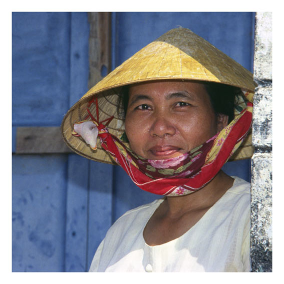 Vietnam_Frau-in-Pan-Thiet.jpg - Frau in Pan Thiet (Vietnam)